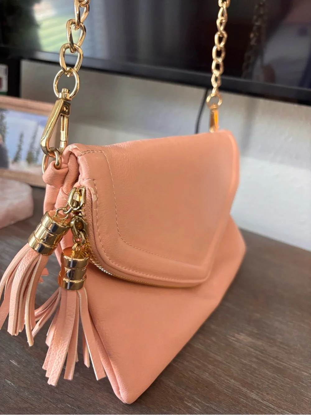 Women’s light pink Tassel Chain Shoulder Bag